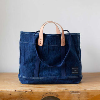 Small East West Totes