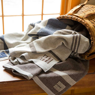 Island Throws