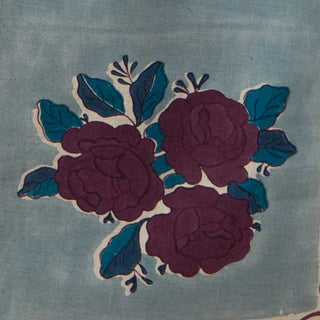 Sara Table Runner